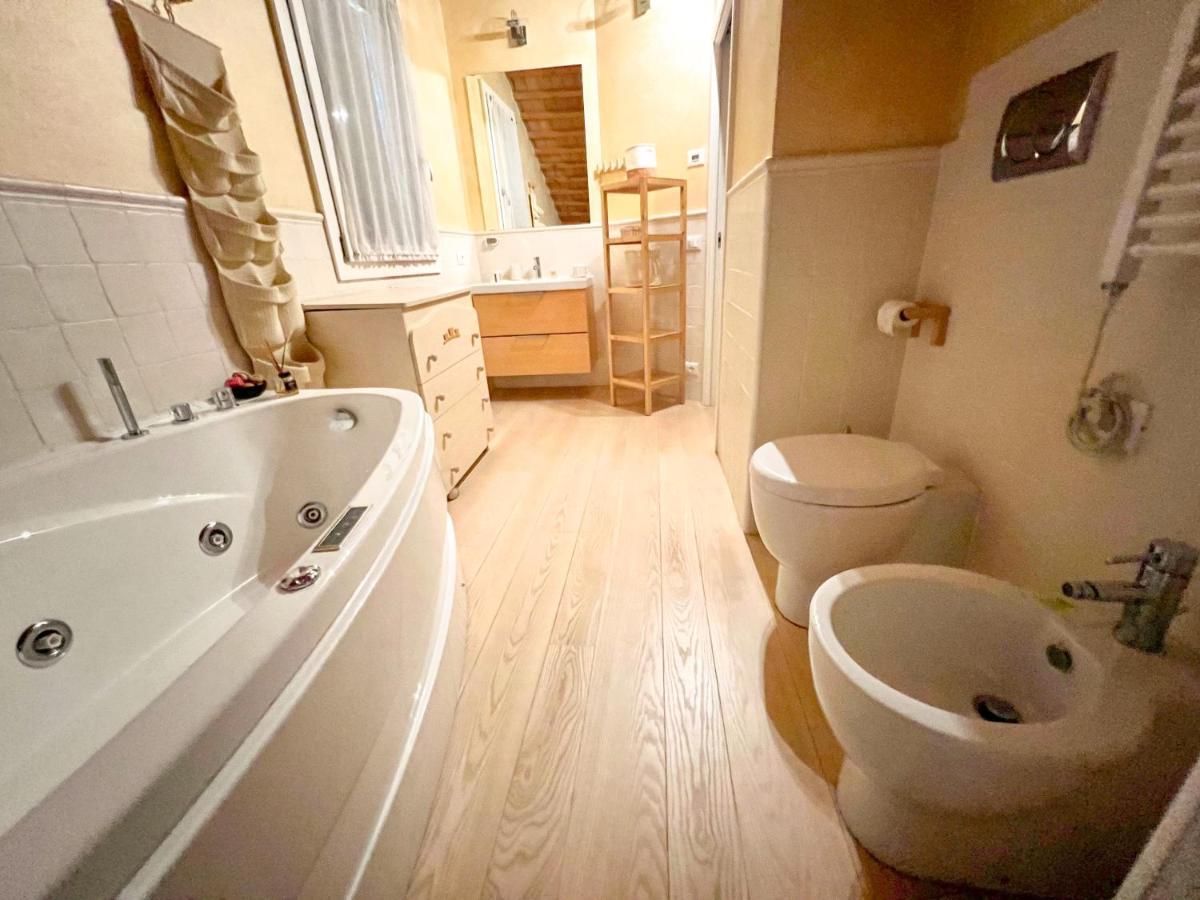 Ferienwohnung Erman House Mansarda Sulla Riviera Del Brenta Venezia Dolo Exterior foto